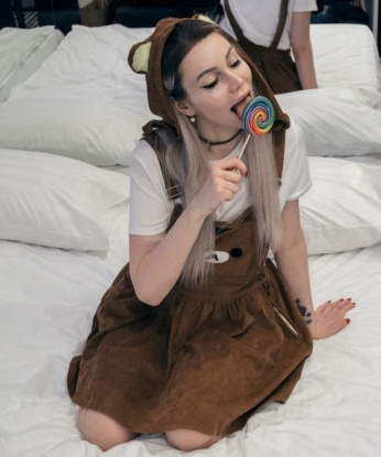 Мои услуги включают классический и релакс-массаж, оральные ласки, эротический стриптиз, а также интимные радости. Мое мастерство и нежные руки откроют для тебя новые грани блаженства. Гарантирую полную конфиденциальность и максимальное удовольствие. Заходи на мою страницу, чтобы увидеть мои фото и прочитать отзывы обо мне. Встречаясь со мной, ты погрузишься в мир наслаждения и желания. Я жду тебя, чтобы стать твоей радостью и удовлетворить все твои сокровенные желания. 💋 11368, 22 года