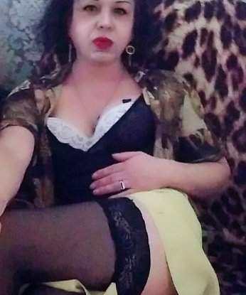 У меня есть все качества, чтобы сделать наше свидание незабываемым. Я готова предложить тебе широкий спектр услуг, от классического массажа до настоящего GFE. Мои возможности безграничны, и я готова исполнить даже самые смелые фантазии. У меня есть горячие фото, которые полностью подтверждают мою красоту и шарм. Меня очень много похвалили, и я горжусь своей репутацией. Приходи, и ты убедишься в этом сам! 😉💋 13665, 45 лет