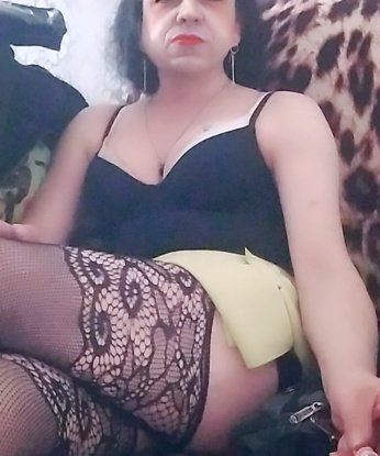 У меня есть все качества, чтобы сделать наше свидание незабываемым. Я готова предложить тебе широкий спектр услуг, от классического массажа до настоящего GFE. Мои возможности безграничны, и я готова исполнить даже самые смелые фантазии. У меня есть горячие фото, которые полностью подтверждают мою красоту и шарм. Меня очень много похвалили, и я горжусь своей репутацией. Приходи, и ты убедишься в этом сам! 😉💋 13665, 45 лет